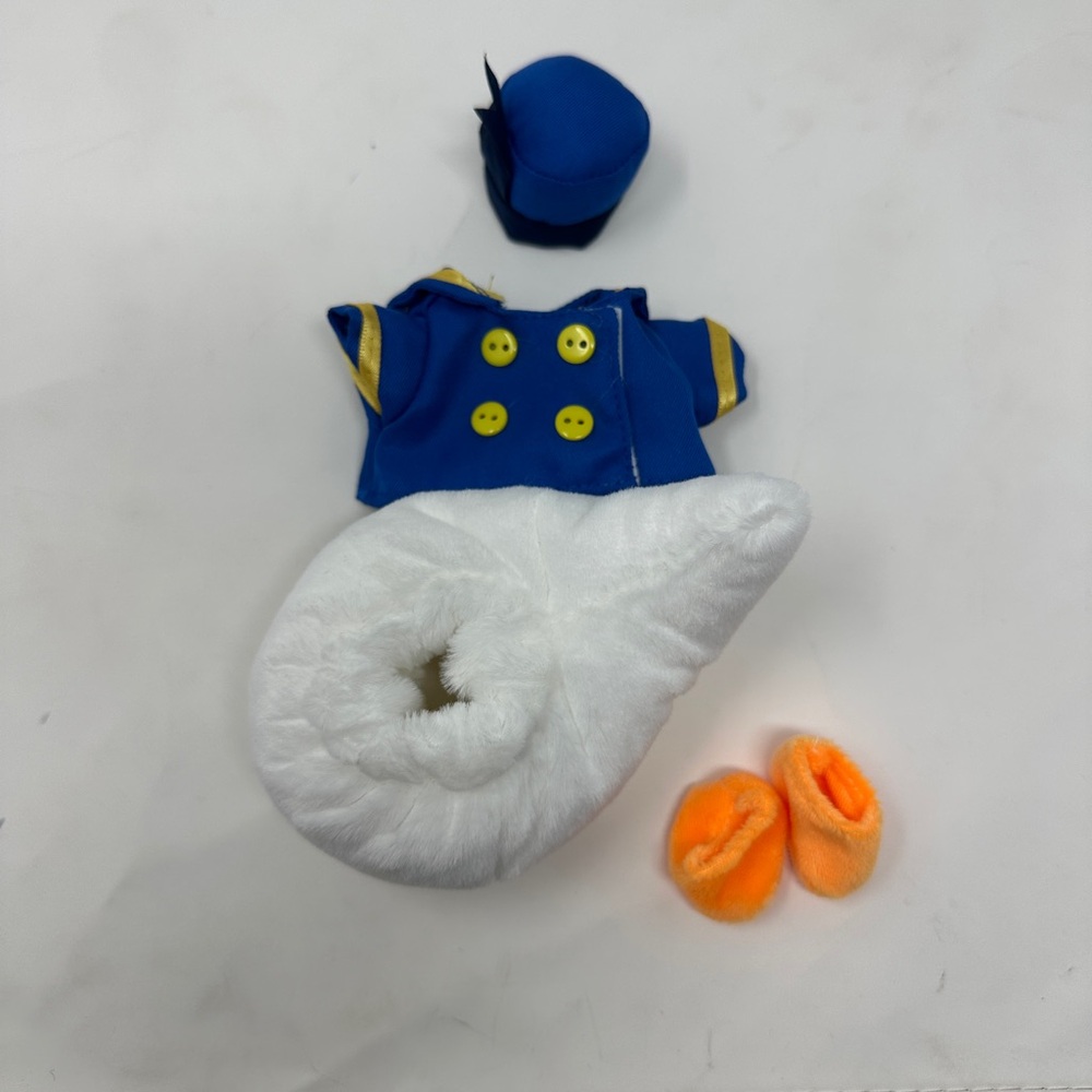 Labubu Disney Donald Duck costume